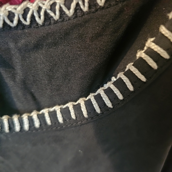 Design Lab Black Sleeveless Crop Top with White Trim Size Small - Picture 3 of 5